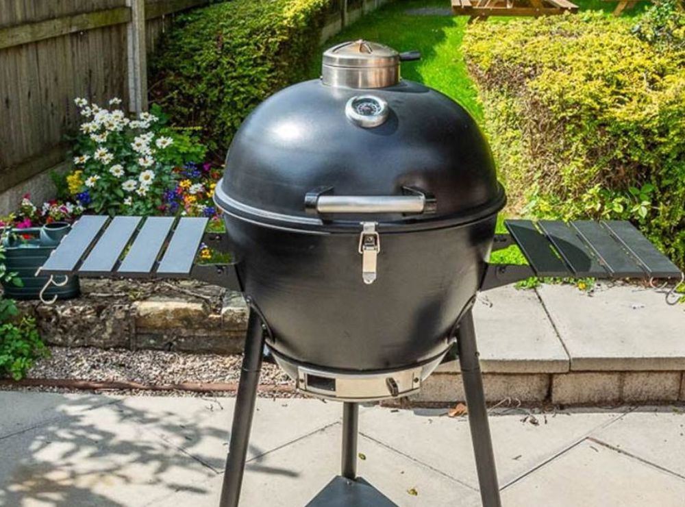 Win a Bar-Be-Quick 21-inch Steel Kamado!