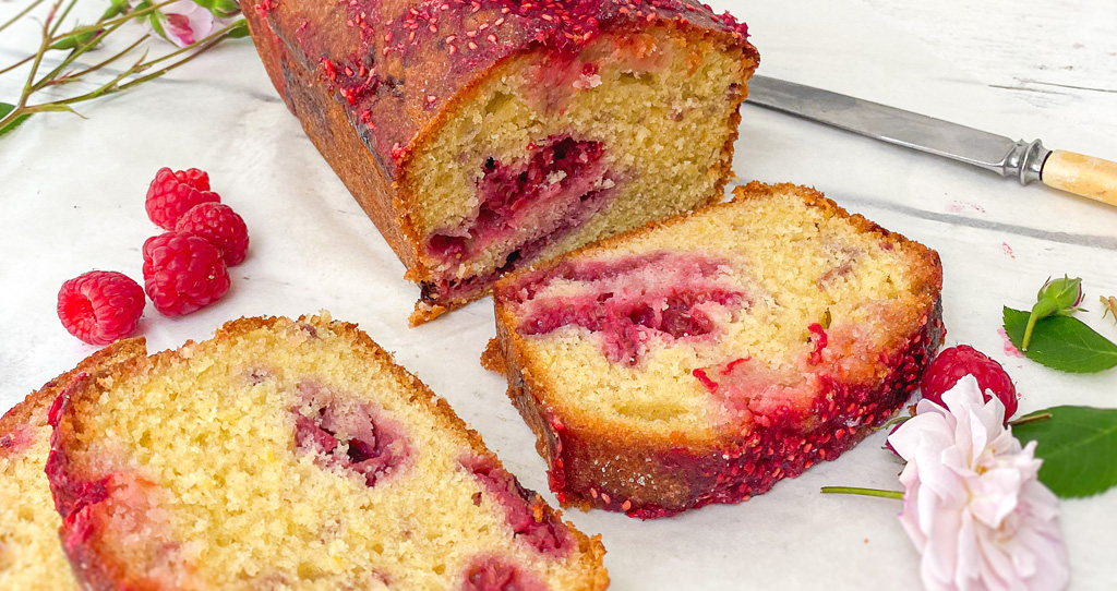 Simple spring traybake cake