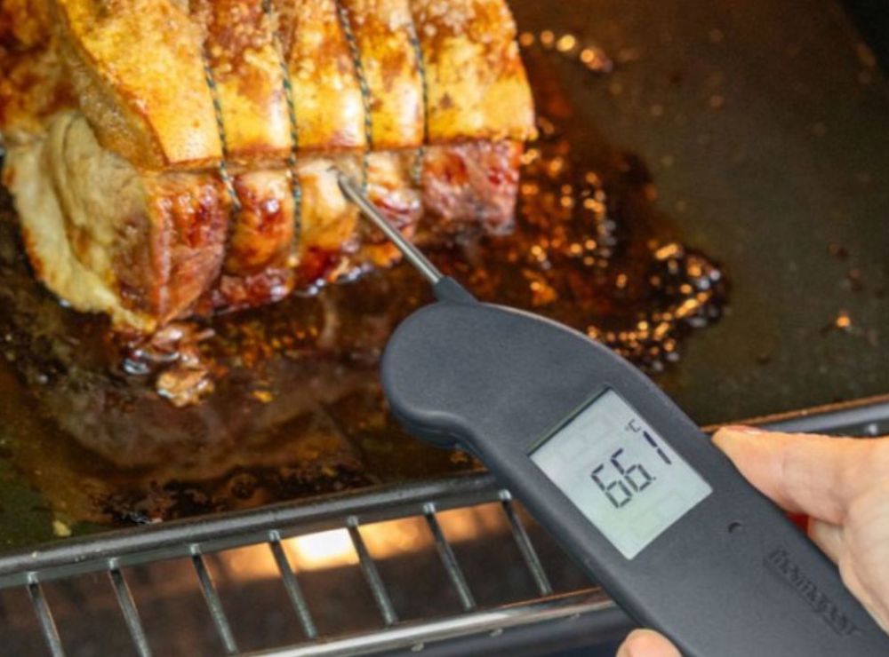 Win a Thermapen Red Thermometer, worth £45.72