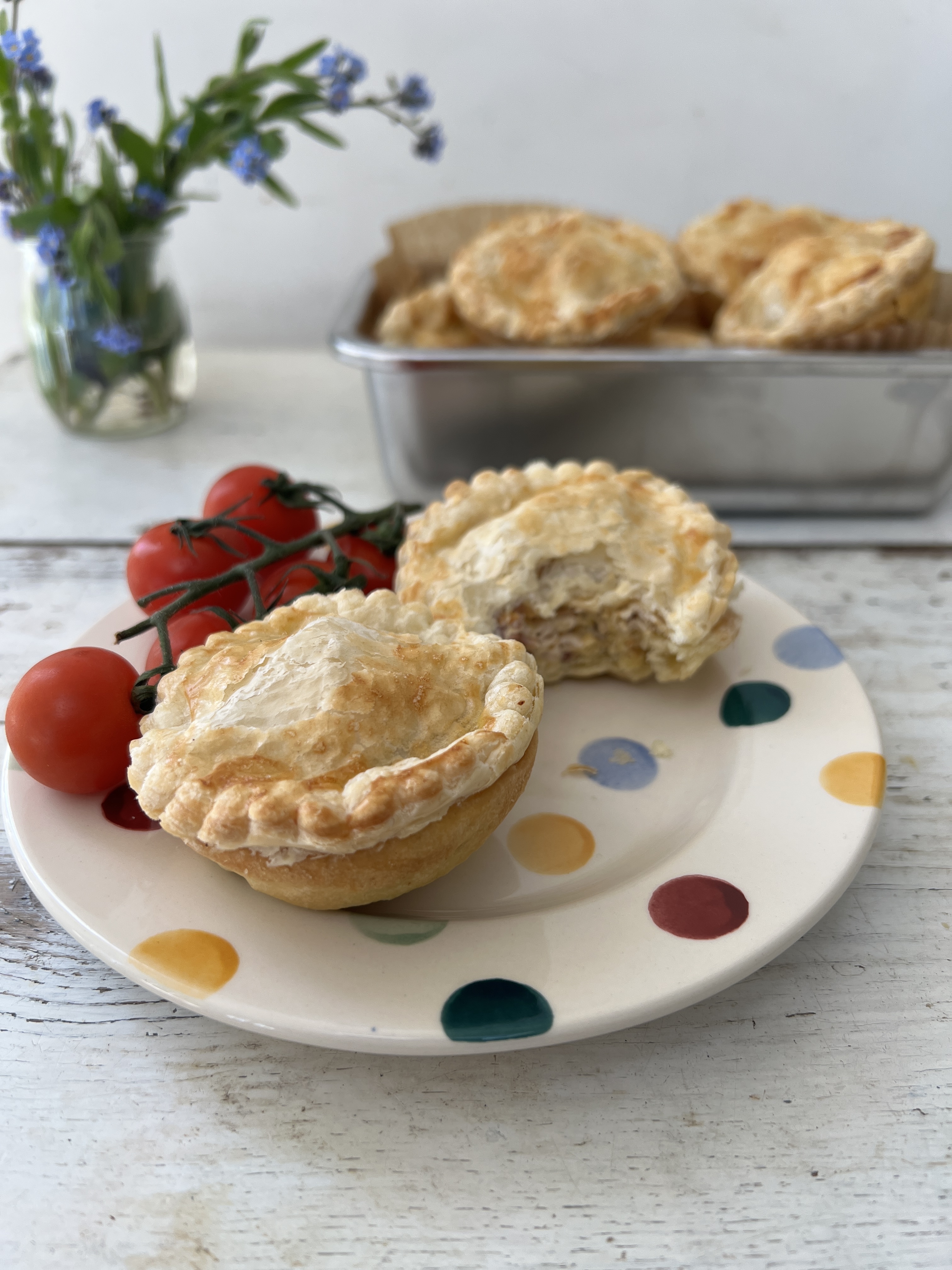 Creamy little chicken pies