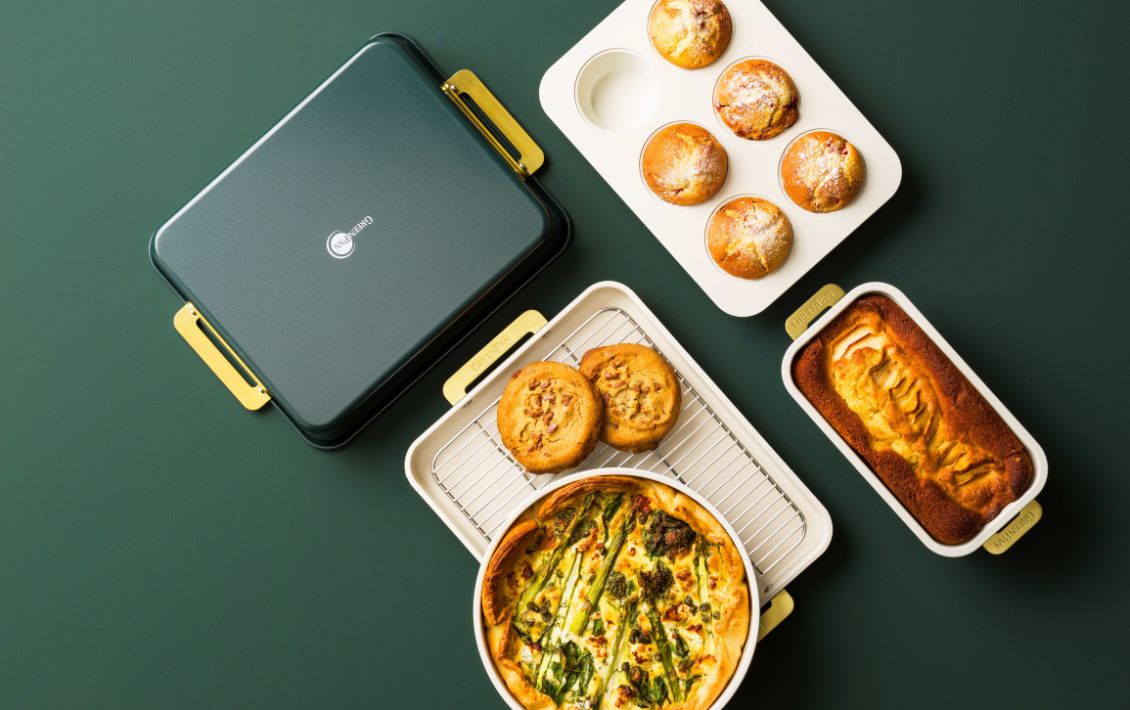 A set of GreenPan bakeware pans in pine green 