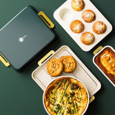 A set of GreenPan bakeware pans in pine green 